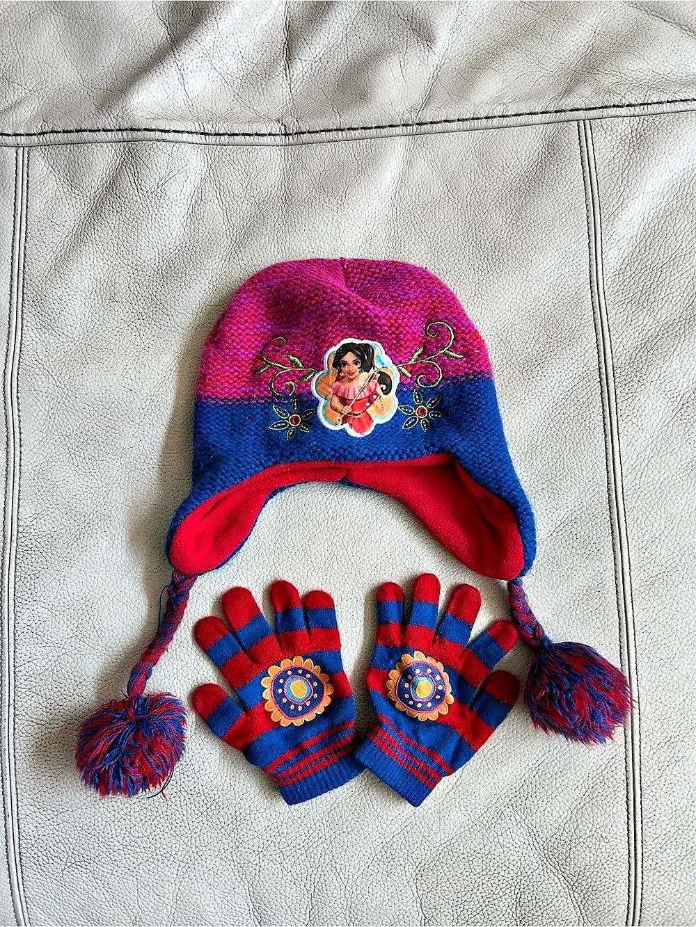 Disney Encanto Mirabel Winter Hat and Gloves Set Kids Blue & Pink Like New